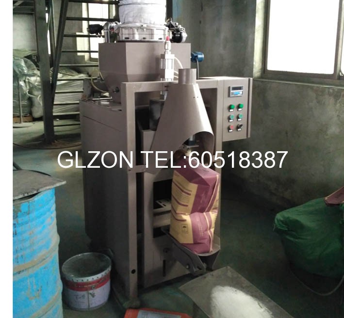 液體灌裝機(jī),稱重灌裝機(jī),定量灌裝機(jī) 1494040580137452.jpg