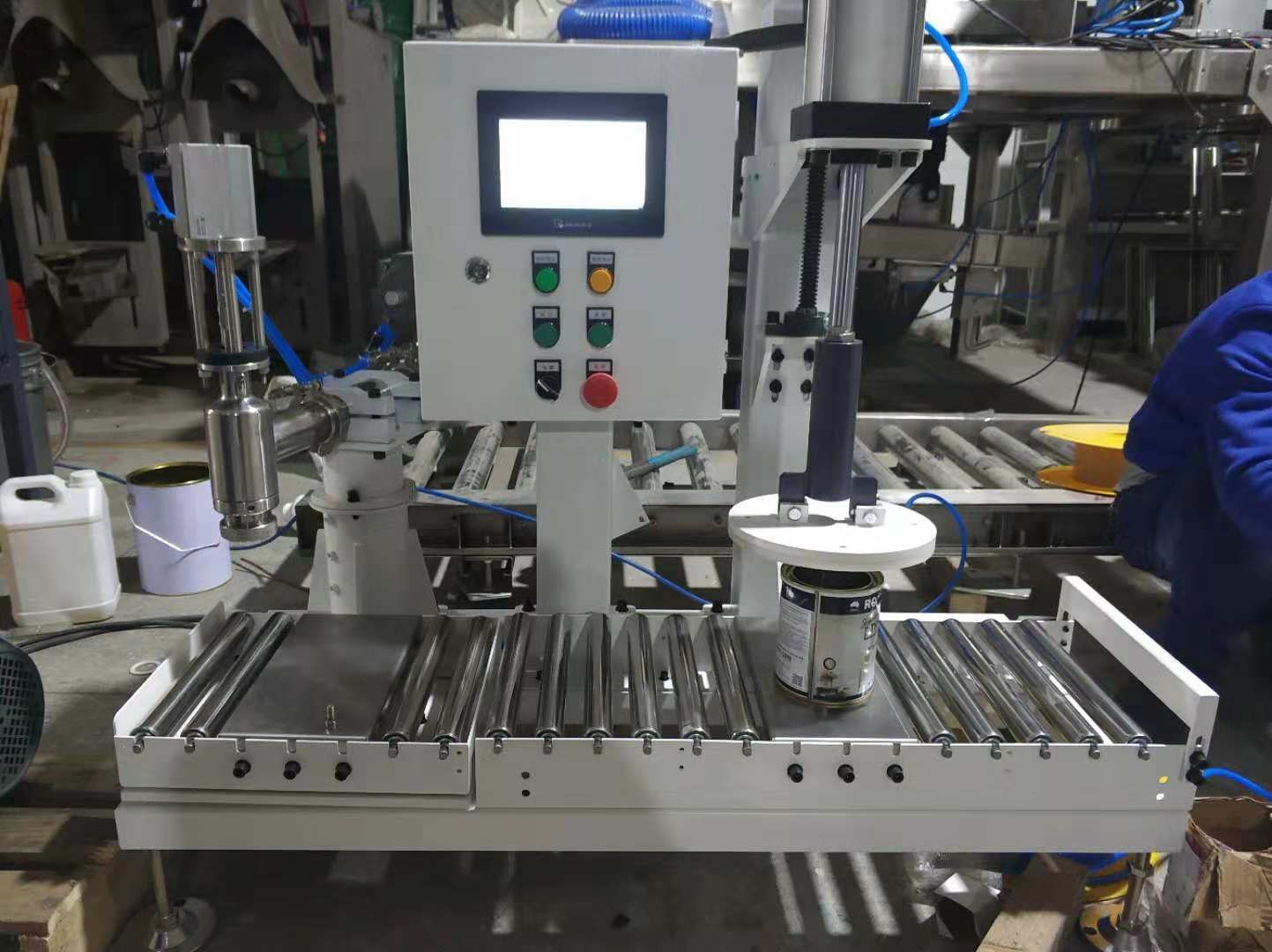 液體灌裝機(jī),稱重灌裝機(jī),定量灌裝機(jī)