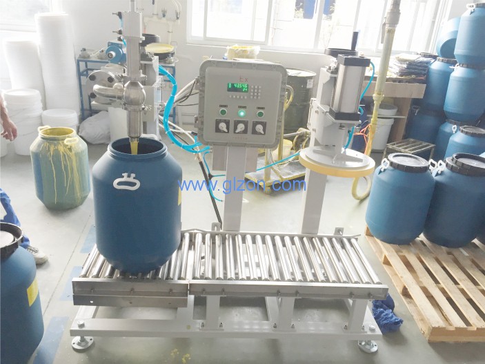 干粉砂漿包裝機(jī),噸袋包裝機(jī),液體灌裝機(jī),灌裝設(shè)備廠家