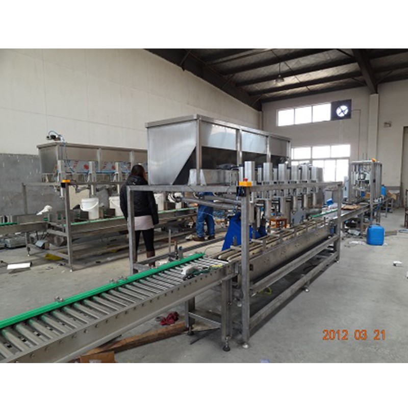 液體灌裝機,稱重灌裝機,定量灌裝機 液體灌裝機,稱重灌裝機,定量灌裝機