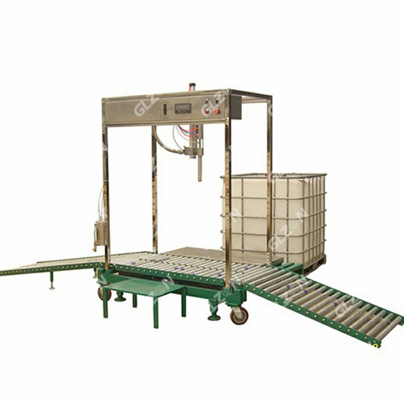 液體灌裝機,稱重灌裝機,定量灌裝機 液體灌裝機,稱重灌裝機,定量灌裝機