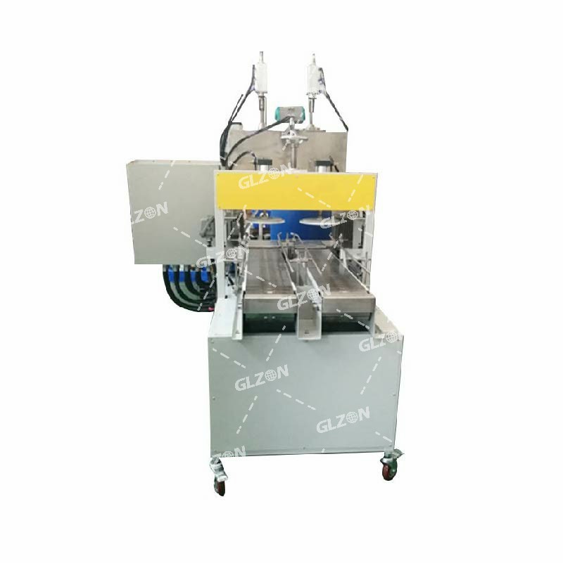 液體灌裝機(jī),稱重灌裝機(jī),定量灌裝機(jī) 液體灌裝機(jī),稱重灌裝機(jī),定量灌裝機(jī)