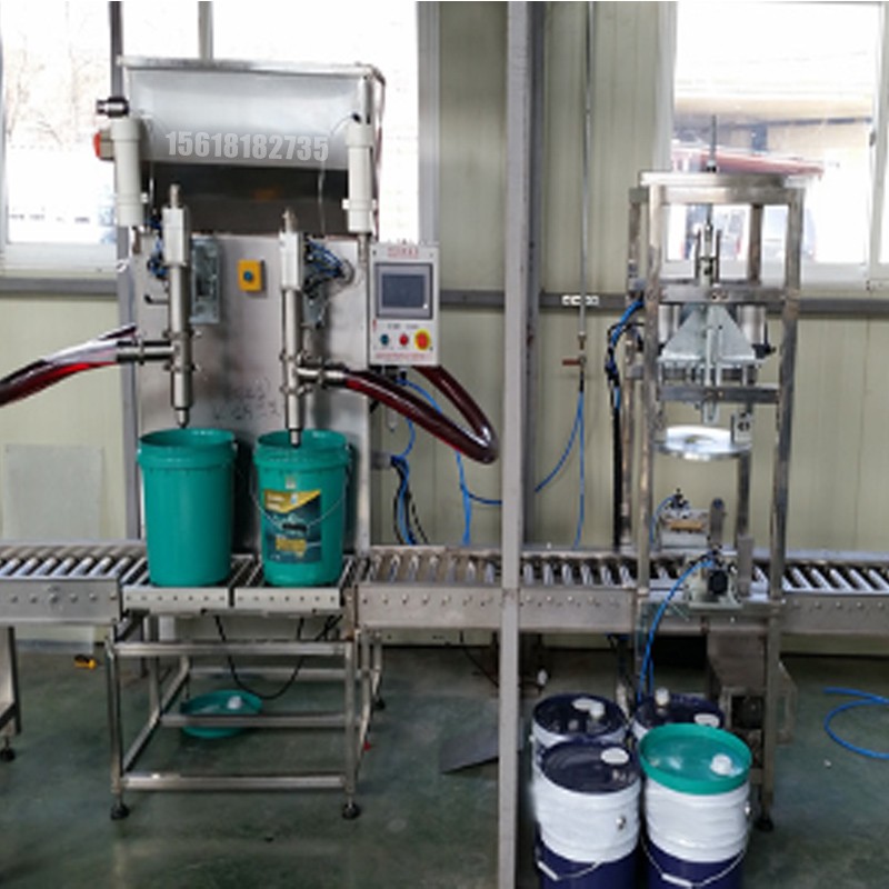 液體灌裝機(jī),稱重灌裝機(jī),定量灌裝機(jī) 液體灌裝機(jī),稱重灌裝機(jī),定量灌裝機(jī)