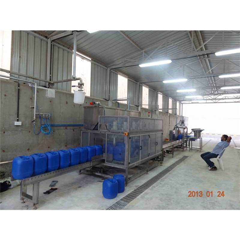 香精灌裝機(jī)設(shè)備生產(chǎn)廠家 直線式自動液體灌裝機(jī) 全自動旋蓋機(jī)一體